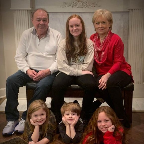 Meet your Posher, Brenda - Picture 1 of 1